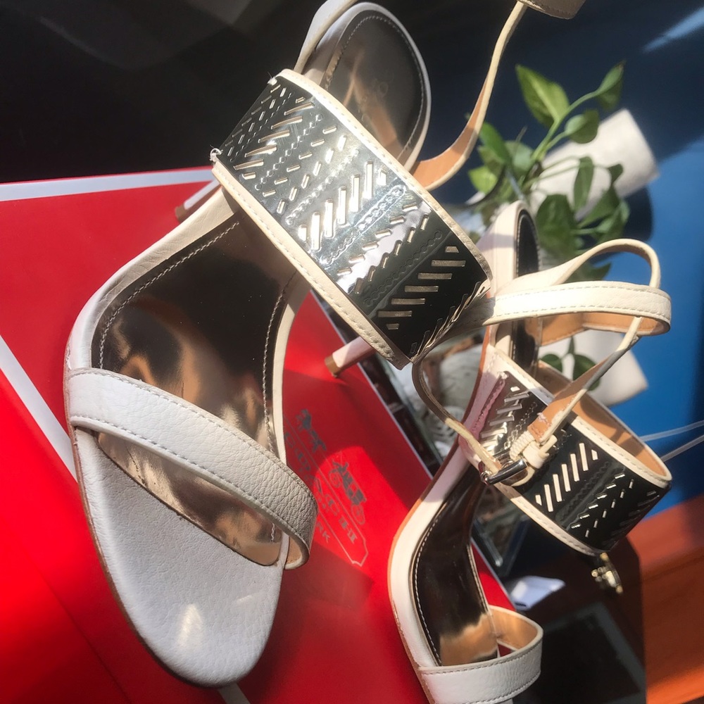 Coach shoes - Picture 3 of 6